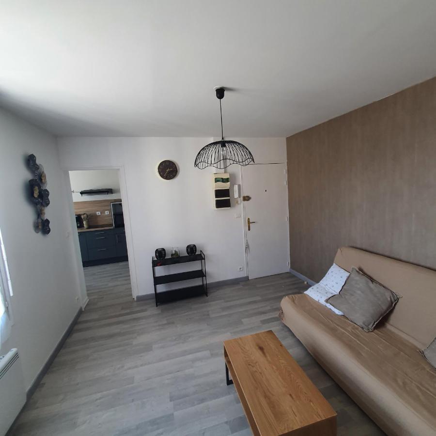 Appartement De La Tour Épernay Buitenkant foto